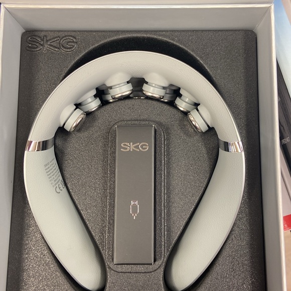 Neck massager - Picture 2 of 2